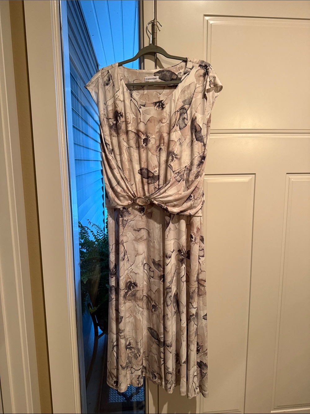 Calvin Klein Cream and Gray Floral Midi Dress